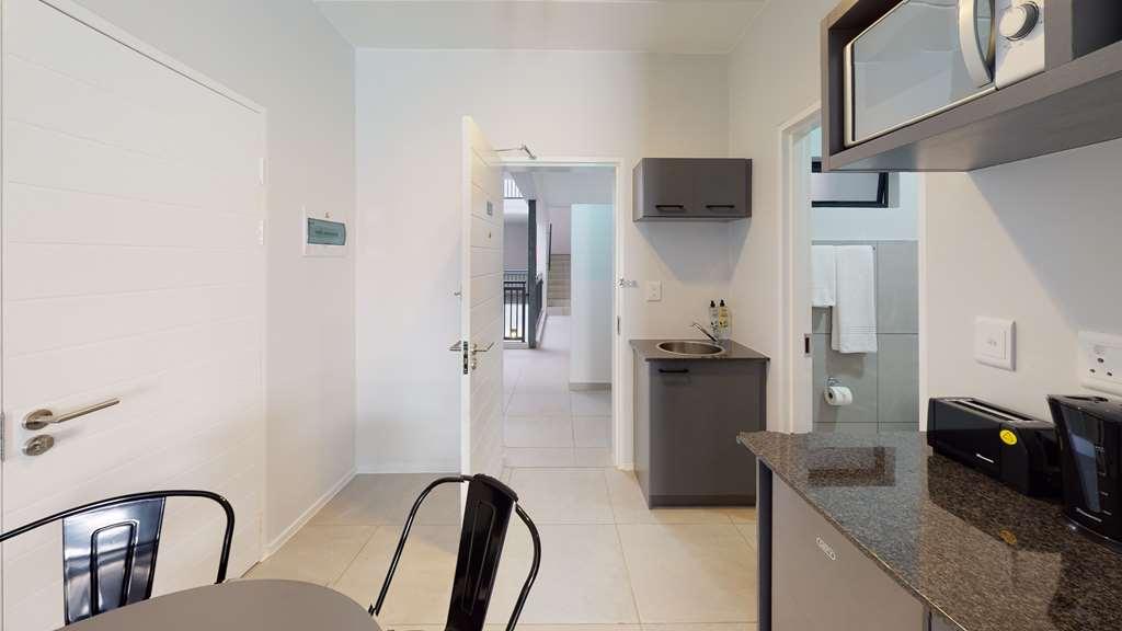 Mint Express Melrose View Apartment โจฮันเนสเบิร์ก ภายนอก รูปภาพ